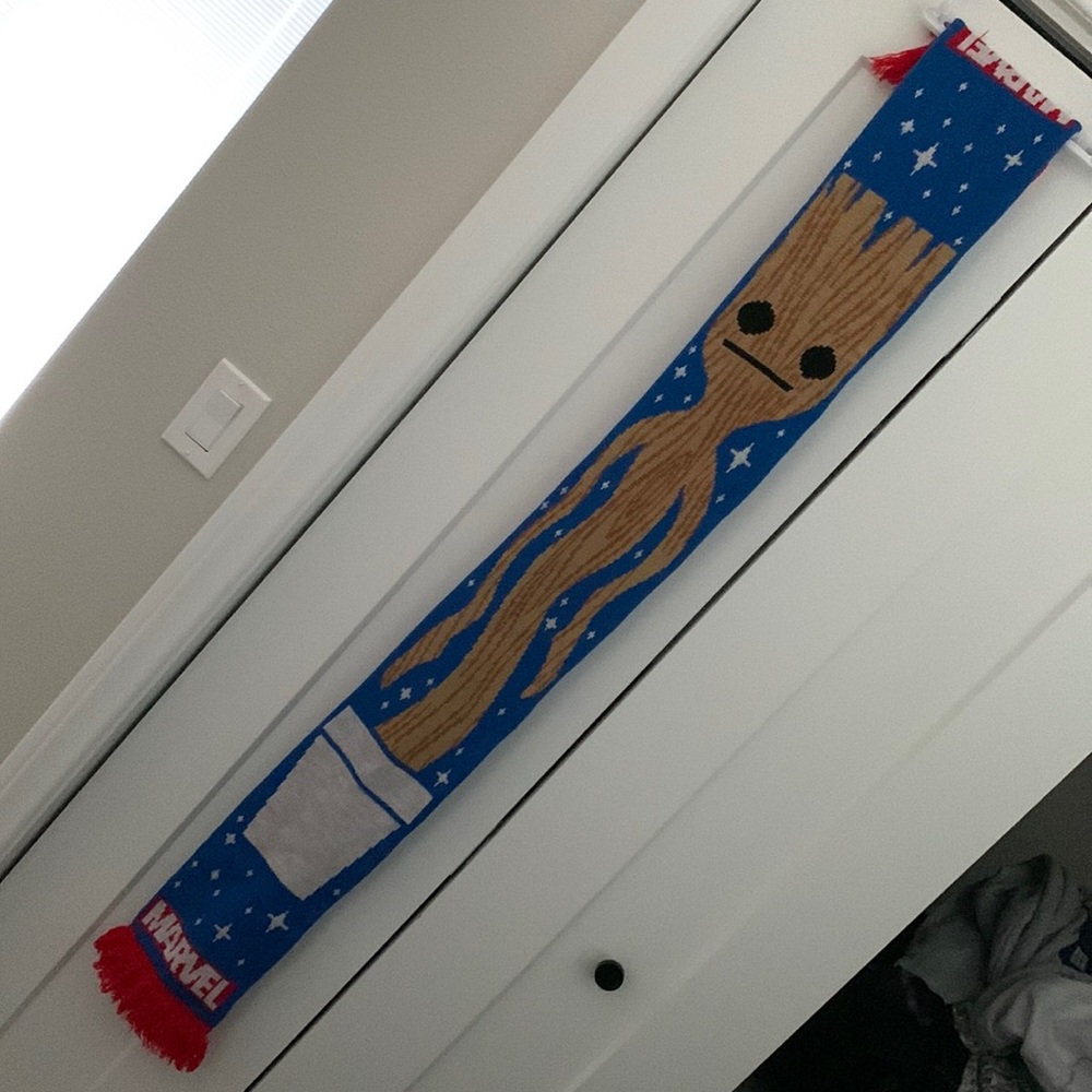 Funco Guardians of the Galaxy Loot Crate Exclusive Scarf